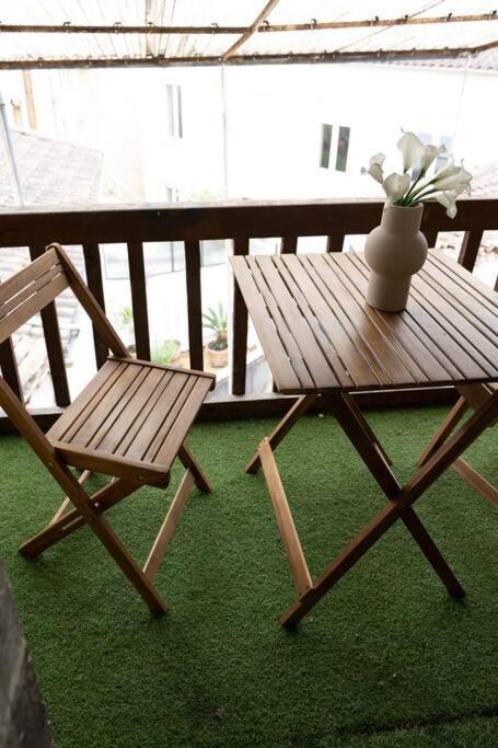 Magnifique T2 Avec Balcon Centre-Ville Cognac Exterior foto